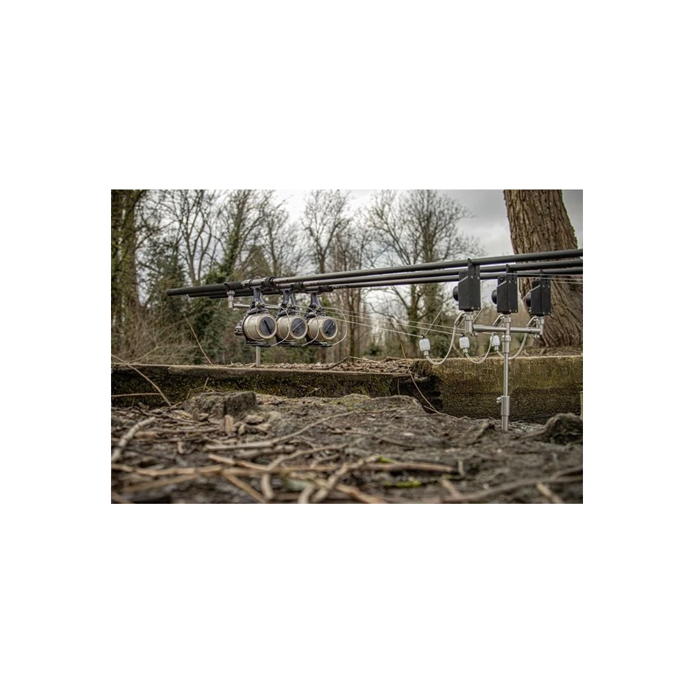 Buzz Bar Solar Tackle P1 Pro-Loc 3 Rod Buzzer Bar Small 5 Buzz Bar Solar Tackle P1 Pro-Loc 3 Rod Buzzer Bar Small – Image 3